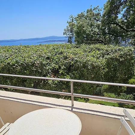 Charmante Renovee Avec Piscine Privee Et Climatisation, 3 Chambres, 6 Personnes - Fr-1-768-98 *